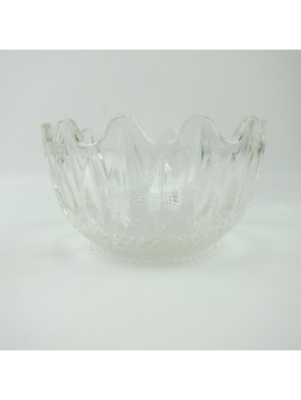 Vintage Clear Glass 2 Piece Interlocking Bowl Candy Dish Patterned Nut Snacks - Picture 10 of 16